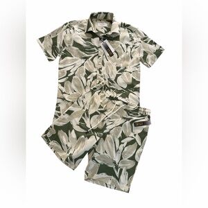 NWT - Men Green and White Leaf Print Shirt and Shorts Set